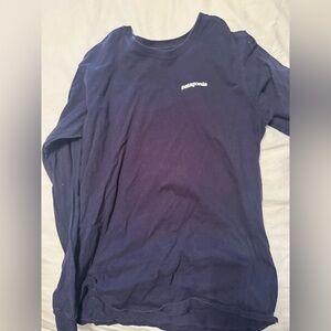 Men’s medium long sleeve Patagonia shirt